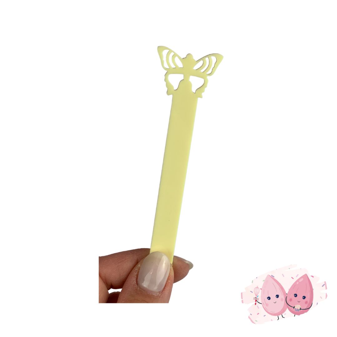 YELLOW BUTTERFLY CAKESICLE STICKS - PACK OF 4